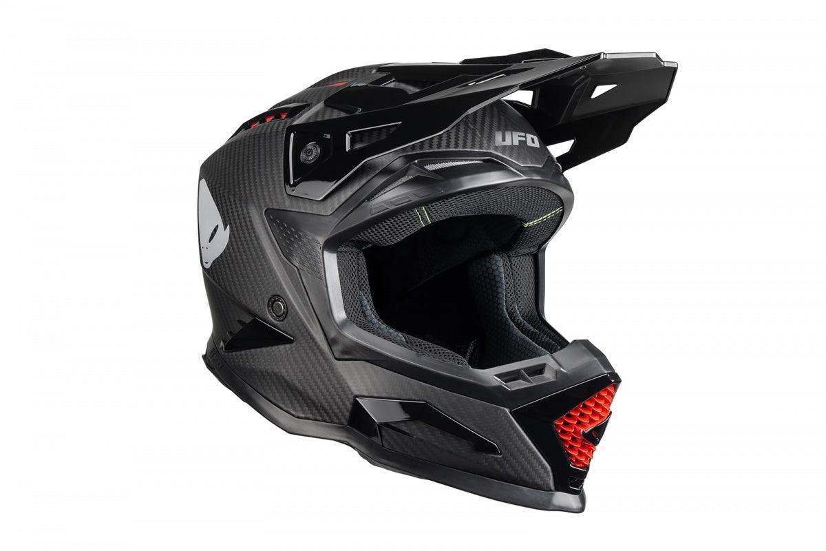 Casco Motocross Ufo Plast Echus in Carbonio - Levelbraap - Levelbraap -  -  - #tag1# - #tag2# - #tag3# - #tag4#